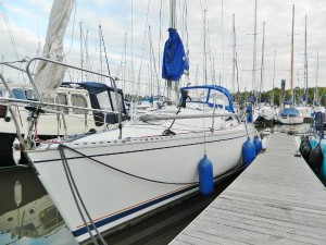 1986 Beneteau First 29.5 for sale in Hamble, England