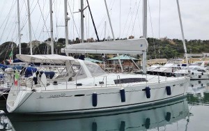 Four cabin 2011 Beneteau Oceanis 50 for sale in Italy